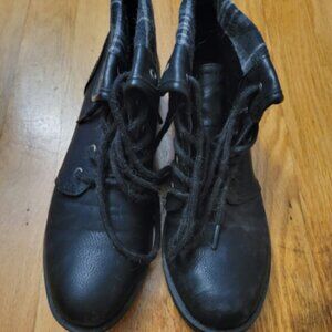Sonoma Ankle Boots